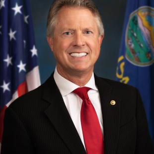 Roger Marshall headshot